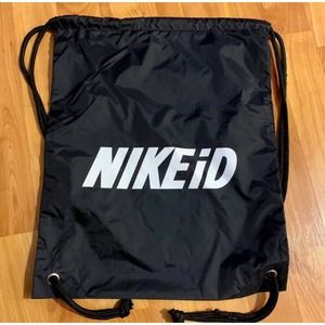Nike ID Drawatring Bag‎